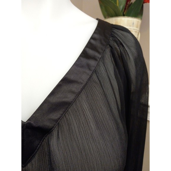 Guess womens Total sheer 3/4 sleeve Blouse‎  size small - Picture 8 of 14